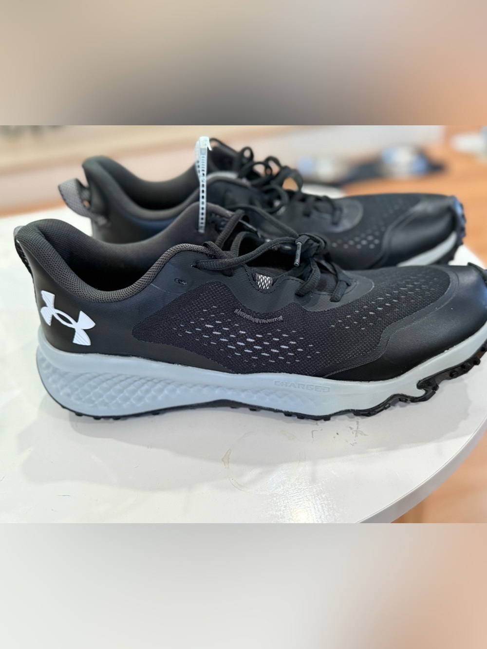 Under Armour maven charged trek low sneakers